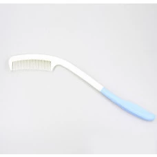 PENTE DE CABELO COM CABO LONGO